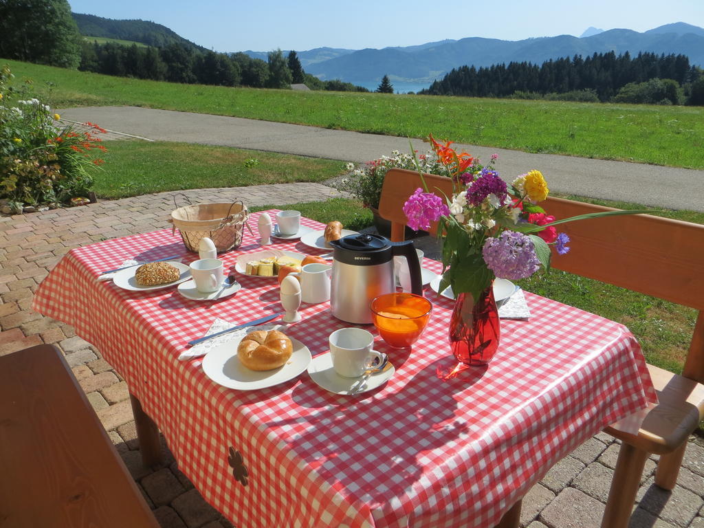 Ferienwohnung Brigitte Perner Nussdorf am Attersee Szoba fotó